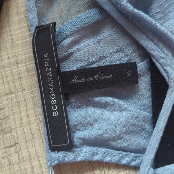 BCBGMaxAzria 3/4 bell sleeve lace tunic blue medium - Picture 4 of 9